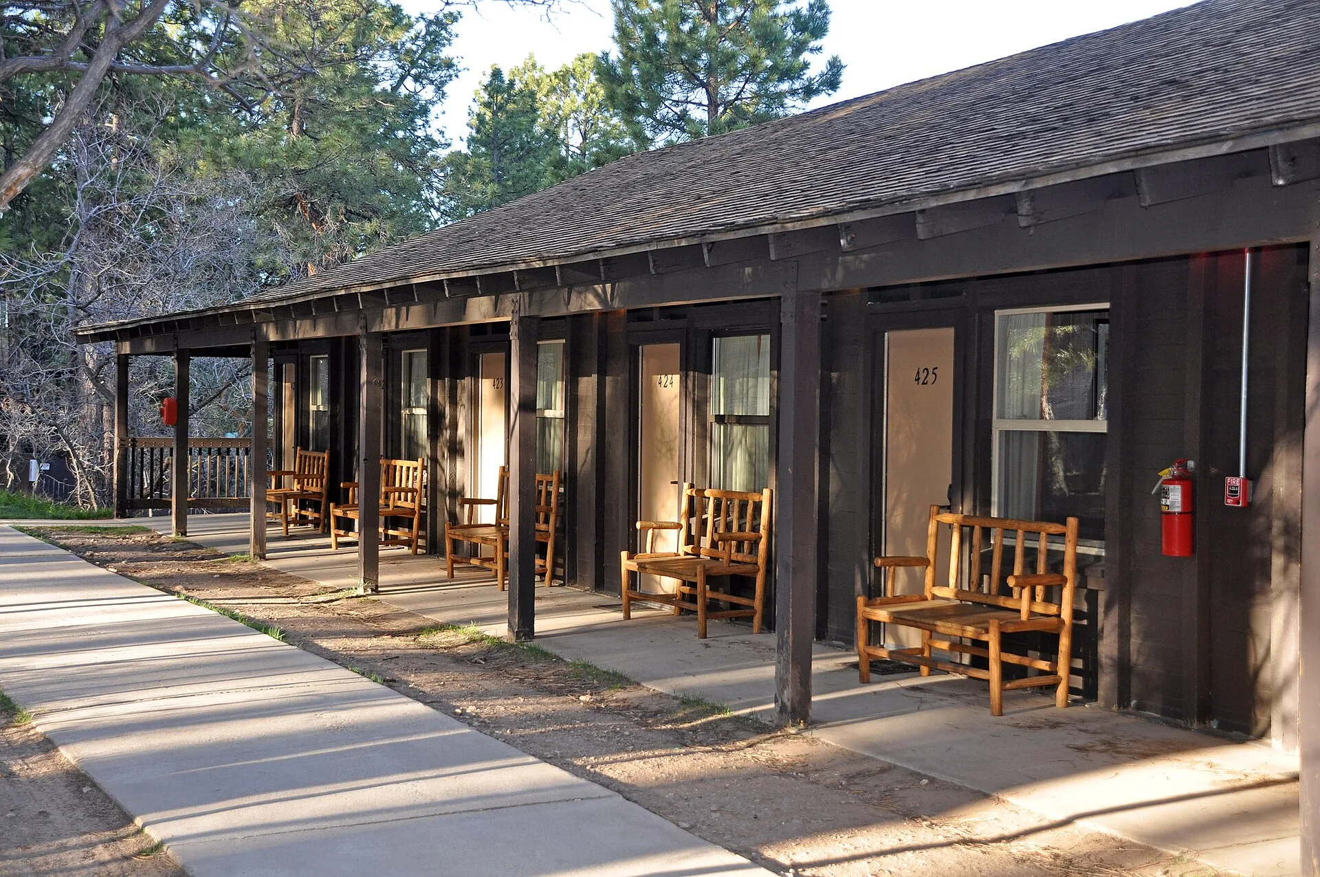 Motel Rooms Grand Canyon Lodge on the North Rim of Grand Canyon is often the first prominent feature that visitors see, even before viewing the canyon. The highway ends at the lodge. The lodge’s sloped roof, huge ponderosa beams and massive limestone facade fit its 8000-foot / 2400 m setting, but wh. Dry roofs and quiet mechanicals: timing historic motel restoration