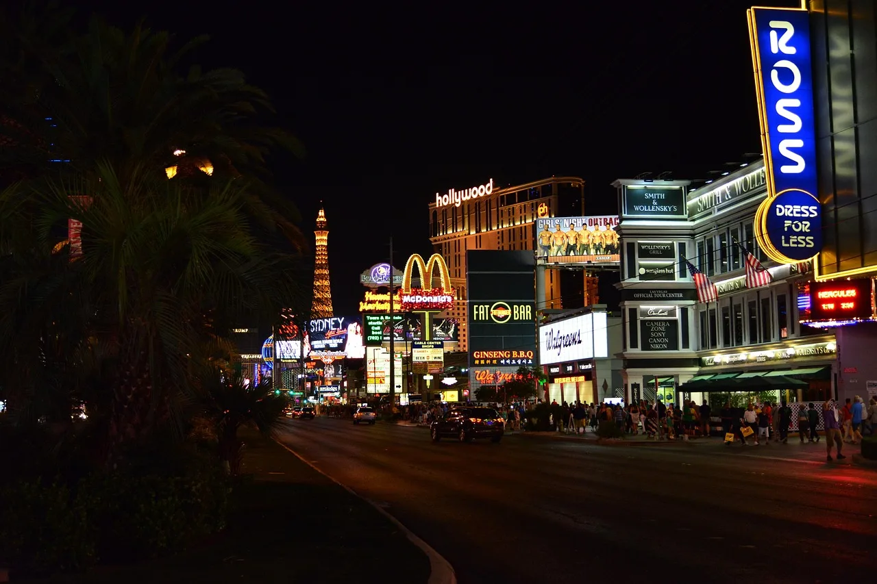 las vegas, night, road, light, advertising, neon sign, neon, lighting, usa, nightlife, eiffel tower, casino, mcdonalds, las vegas, casino, mcdonalds, mcdonalds, mcdonalds, mcdonalds, mcdonalds. Where to stay near neon sign restoration: pick the base town first